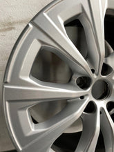 Load image into Gallery viewer, 1x Alufelge 17 Zoll 6.5&quot; 5x112 6883517 BMW 1 Rim Wheel