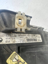 Laden Sie das Bild in den Galerie-Viewer, Frontscheinwerfer BMW 3 E91 E90 71616679 Links Scheinwerfer Headlight SCH1674703755cv