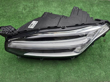 Load image into Gallery viewer, Frontscheinwerfer Volvo Xc90 31677044 Full LED Links Scheinwerfer Headlight SCH7120761584oz