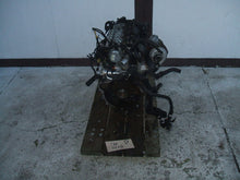 Load image into Gallery viewer, Motor Hyundai Kia I30 Ceed D4FB 1.6 CRDI 76TKm Diesel Engine Unkomplett MOT6692736356tr