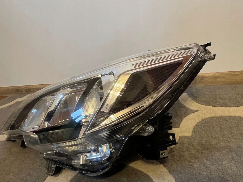 Frontscheinwerfer Mitsubishi Space Star 8301D445 Vorderseite Headlight