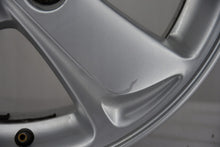 Load image into Gallery viewer, 1x Alufelge 16 Zoll 6.5" 5x114.3 45ET Glanz Silber 52910-2Y100 Hyundai I FEL9448144634lo