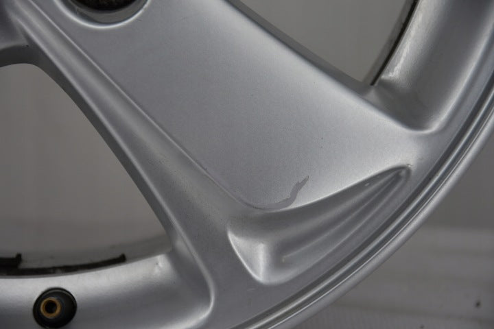 1x Alufelge 16 Zoll 6.5" 5x114.3 45ET Glanz Silber 52910-2Y100 Hyundai I FEL9448144634lo