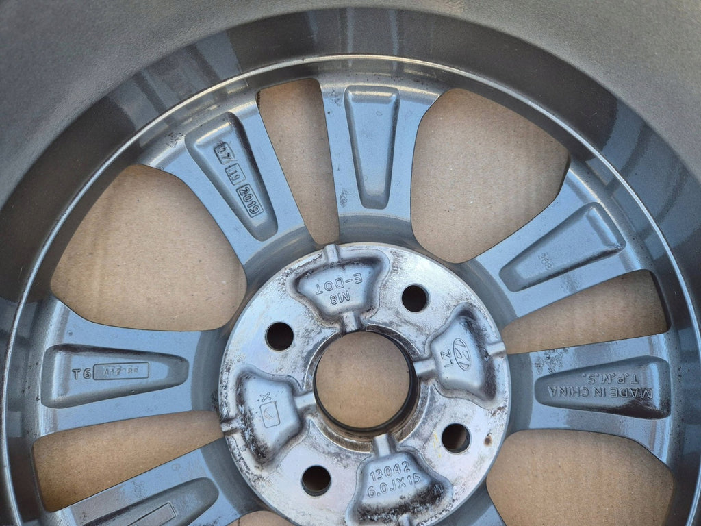 1x Alufelge 15 Zoll 6.0" 4x100 47ET 52910-C8800 Hyundai I10 Rim Wheel FEL8407407820rs