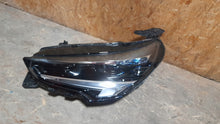 Load image into Gallery viewer, Frontscheinwerfer Opel Corsa F 39162658 LED Links Scheinwerfer Headlight