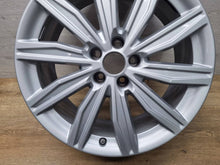 Load image into Gallery viewer, 1x Alufelge 19 Zoll 8.0" 5x112 39ET Glanz Silber 4K0601025M Audi A6 Rim Wheel FEL5324481118pa