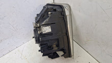 Laden Sie das Bild in den Galerie-Viewer, Frontscheinwerfer Volvo 21323114 A047359 Xenon Links Scheinwerfer Headlight