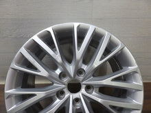 Laden Sie das Bild in den Galerie-Viewer, 1x Alufelge 17 Zoll 7.5" 5x112 46ET 5FA601025 Seat Leon Rim Wheel FEL1593683852ds