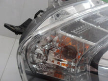 Laden Sie das Bild in den Galerie-Viewer, Frontscheinwerfer Mitsubishi L200 8301D157 Xenon Links Scheinwerfer Headlight SCH9128006625sp