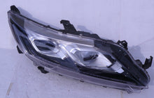 Laden Sie das Bild in den Galerie-Viewer, Frontscheinwerfer Mitsubishi Eclipse Cross W3153R Full LED Rechts Headlight