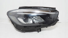Laden Sie das Bild in den Galerie-Viewer, Frontscheinwerfer Mercedes-Benz W247 2479062603 LED Rechts Headlight SCH6814009397kh