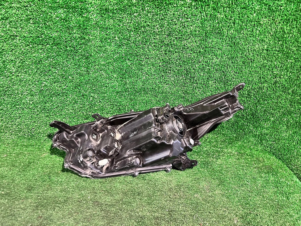 Frontscheinwerfer Toyota Yaris 81150-02 Rechts Scheinwerfer Headlight SCH3107459531si