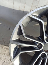 Laden Sie das Bild in den Galerie-Viewer, 1x Alufelge 18 Zoll 9.0&quot; 5x120 41ET 6789148 BMW X1 E84 Rim Wheel