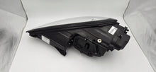 Laden Sie das Bild in den Galerie-Viewer, Frontscheinwerfer Skoda Octavia I 5E4941015B LED Links Scheinwerfer Headlight SCH3560573118eu