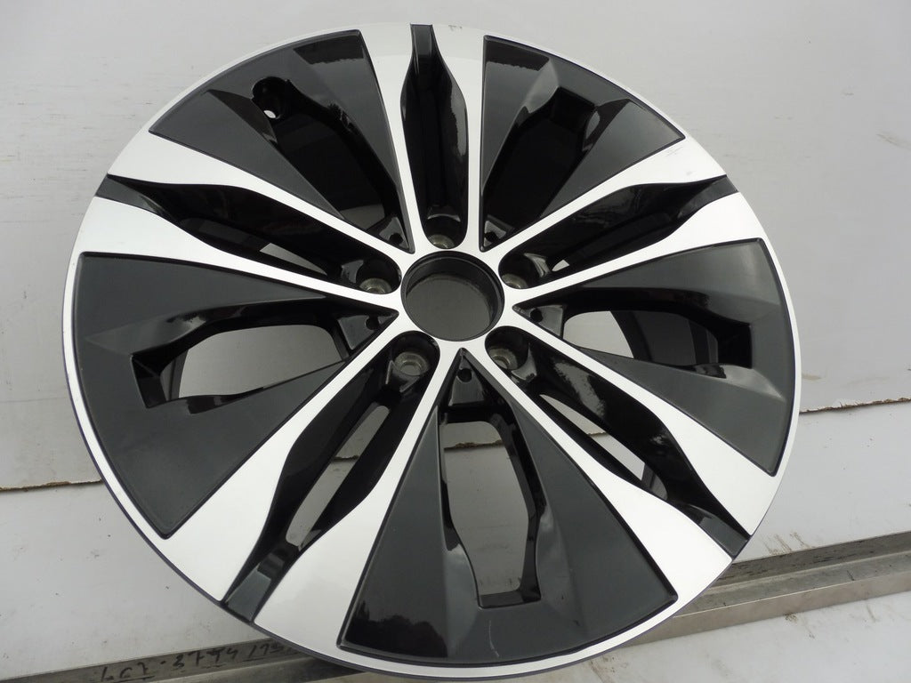 1x Alufelge 18 Zoll 7.5" 5x112 40ET A2064015100 Mercedes-Benz Rim Wheel FEL5601461807mz