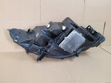 Laden Sie das Bild in den Galerie-Viewer, Frontscheinwerfer Land Rover Range I Sport Discovery MK72-13W030-EB Links SCH5749061423yh