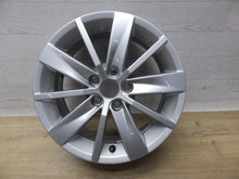 Load image into Gallery viewer, 1x Alufelge 15 Zoll 6.0&quot; 5x100 38ET Glanz Silber 6C0601025 VW Polo Rim Wheel