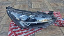 Laden Sie das Bild in den Galerie-Viewer, Frontscheinwerfer Ford Focus MX7B-13E014-EB Full LED Rechts Headlight SCH7516342202em