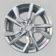 Load image into Gallery viewer, 1x Alufelge 18 Zoll 8.5&quot; 5x112 50ET Glanz Silber 8S0601025AN Audi Tt Rim Wheel