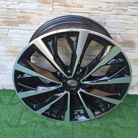 1x Alufelge 19 Zoll 8.0