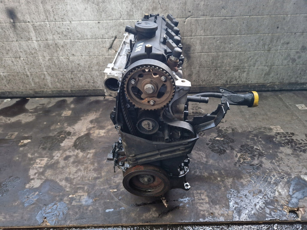 Motor Renault Scenic K9K836 1.5 DCI 110PS 105TKm Diesel Engine Unkomplett