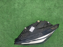 Laden Sie das Bild in den Galerie-Viewer, Frontscheinwerfer Mercedes-Benz W247 A2479067500 Links Scheinwerfer Headlight SCH6627637687pb