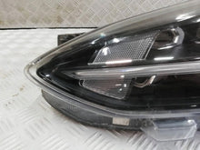 Laden Sie das Bild in den Galerie-Viewer, Frontscheinwerfer Ford Focus JX7B13E015CE Links Scheinwerfer Headlight