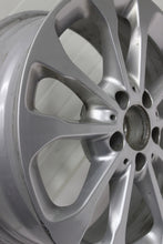 Load image into Gallery viewer, 1x Alufelge 17 Zoll 6.5&quot; 5x112 38ET Schwarz A1564011700 Mercedes-Benz Gla