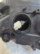 Load image into Gallery viewer, Frontscheinwerfer Skoda Superb III 3V1941015B Links Scheinwerfer Headlight SCH5480397016xp