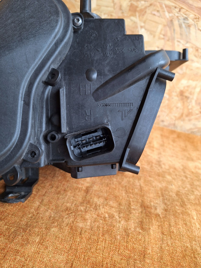 Frontscheinwerfer BMW 3 E93 Coupe E92 7239920-07 Xenon Rechts Headlight