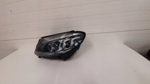 Laden Sie das Bild in den Galerie-Viewer, Frontscheinwerfer Mercedes-Benz W205 A2059061506 LED Links Headlight SCH8824587822ws