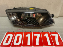 Laden Sie das Bild in den Galerie-Viewer, Frontscheinwerfer Skoda Octavia III 5E1941016 Xenon Rechts Headlight SCH4523832880ii