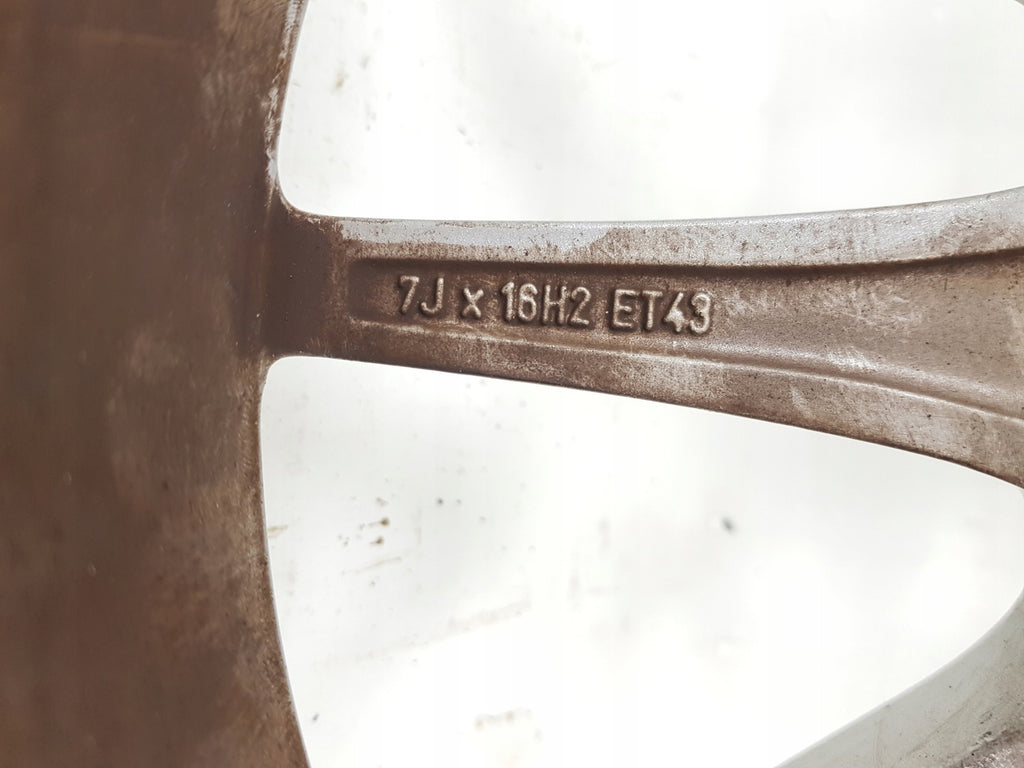 1x Alufelge 16 Zoll 7.0" 5x112 43ET Glanz Silber A2044015702 Mercedes-Benz W204