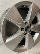 Load image into Gallery viewer, 1x Alufelge 17 Zoll 7.5" 5x108 50ET Glanz Silber 31680565 Volvo Xc40 Rim Wheel FEL3345374924bs