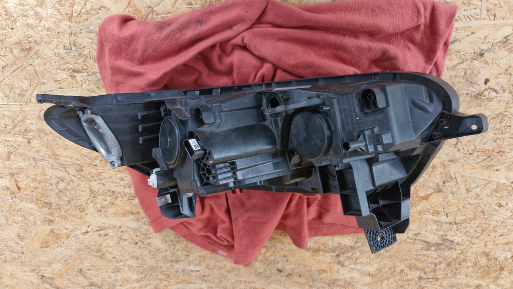 Frontscheinwerfer Renault Kadjar 260608385R Links Scheinwerfer Headlight SCH4001355173wg
