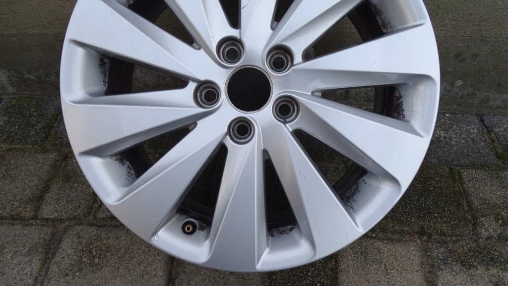 1x Alufelge 16 Zoll 6.0" 5x100 45ET Glanz 6F0601025 Seat Arona Rim Wheel FEL3329188297rj