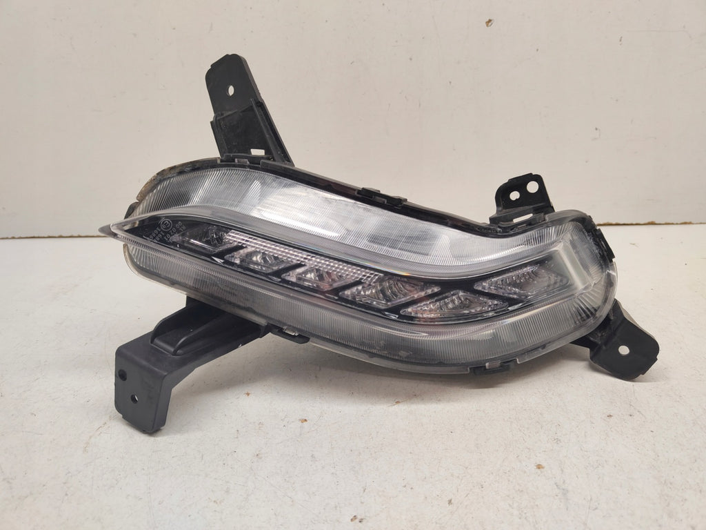 Frontscheinwerfer Hyundai I30 92208G4210 Rechts Scheinwerfer Headlight SCH8417216849ny