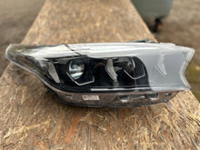 Laden Sie das Bild in den Galerie-Viewer, Frontscheinwerfer Kia 92102J7850 J792112020 Full LED Rechts Headlight