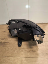 Load image into Gallery viewer, Frontscheinwerfer VW Passat 3J1941006 Rechts Scheinwerfer Headlight SCH1823214837ew