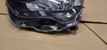Laden Sie das Bild in den Galerie-Viewer, Frontscheinwerfer Opel E Combo 9816825580 Links Scheinwerfer Headlight SCH6130601422hd