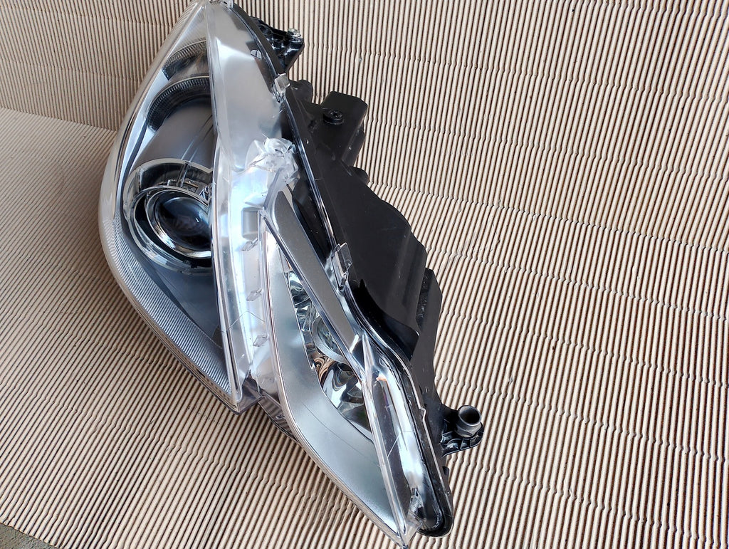 Frontscheinwerfer Mercedes-Benz Coupe A2078204461KZ Xenon Rechts Headlight