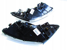 Laden Sie das Bild in den Galerie-Viewer, Frontscheinwerfer Kia Ceed 921011H010 Ein Stück (Rechts oder Links) Headlight