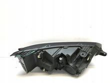 Laden Sie das Bild in den Galerie-Viewer, Frontscheinwerfer Dacia Sandero III Logan 260601750R Links Headlight