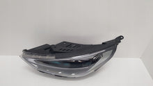 Laden Sie das Bild in den Galerie-Viewer, Frontscheinwerfer Hyundai I30 Pde 92101-G4600 Full LED Links Headlight