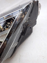 Laden Sie das Bild in den Galerie-Viewer, Frontscheinwerfer Seat Ateca 576941007F Full LED Links Scheinwerfer Headlight