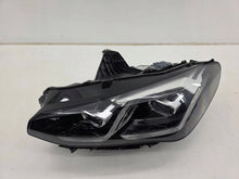 Laden Sie das Bild in den Galerie-Viewer, Frontscheinwerfer BMW 2 Active Tourer U06 12083050000 5A4224708 LED Links SCH1770764578cg