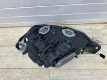 Laden Sie das Bild in den Galerie-Viewer, Frontscheinwerfer BMW F31 747130602 Rechts Scheinwerfer Headlight SCH1289904011ae