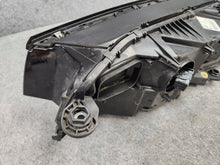 Load image into Gallery viewer, Frontscheinwerfer VW Touareg 761941082H LED Rechts Scheinwerfer Headlight SCH5897481701ak
