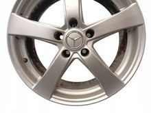 Load image into Gallery viewer, 1x Alufelge 17 Zoll 7.5" 5x112 Glanz Silber KBA47688 Mercedes-Benz W204 FEL1601753046yg