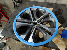 Load image into Gallery viewer, 1x Alufelge 21 Zoll 8.5" 5x108 45ET Matt Silber MK831007DA Jaguar F-Pace FEL4401167086xs